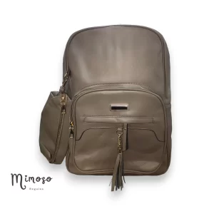 Mochila con cartuchera